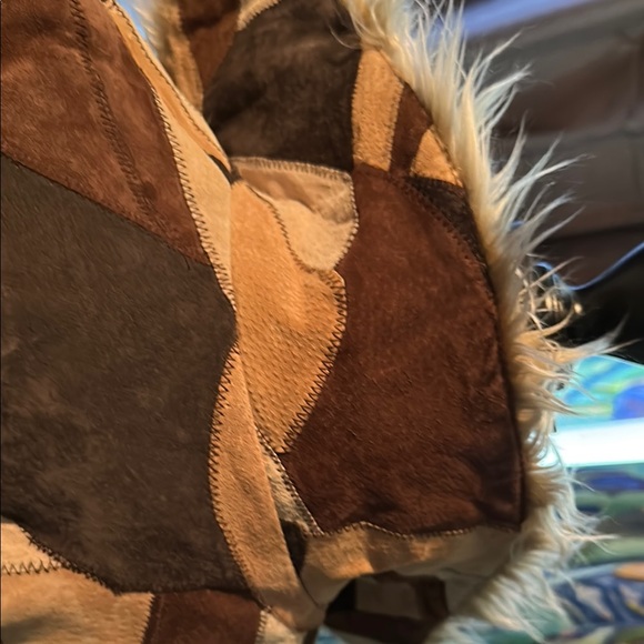 Patchwork Leather Jacket with Faux Fur Trim - Picture 7 of 9